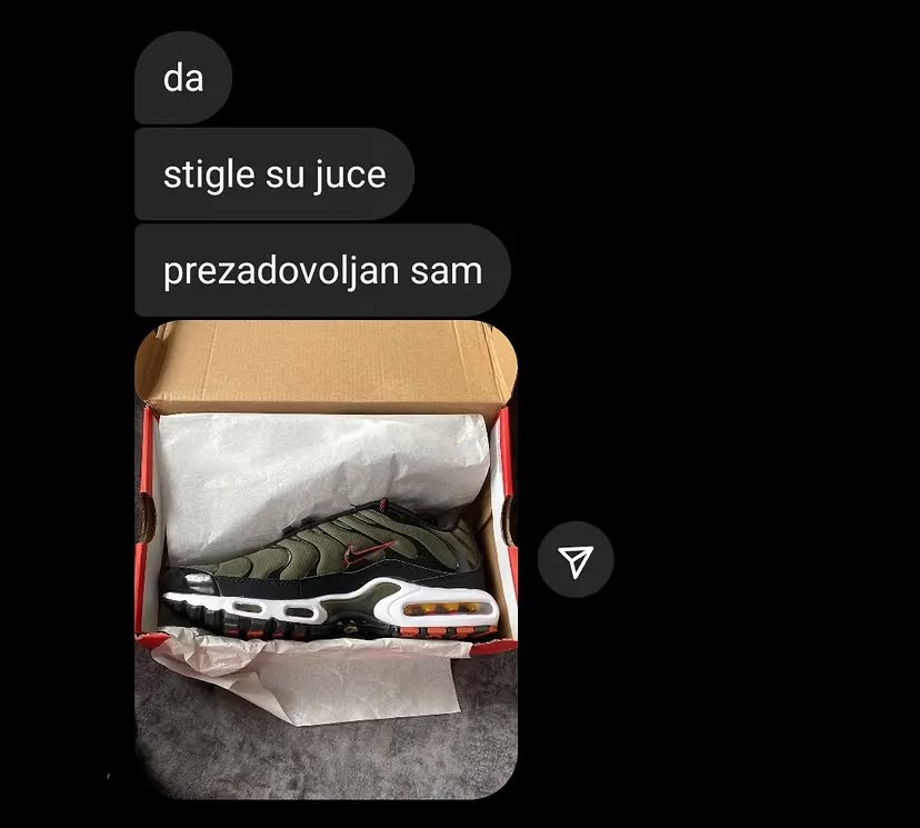 Poruka kupca: stigle su juce, prezadovoljan sam — Nike TN zelene